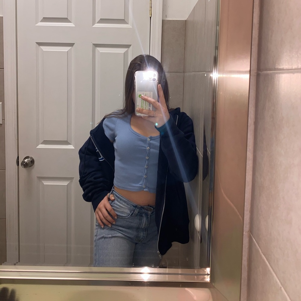 Meet your Posher, Viktoria